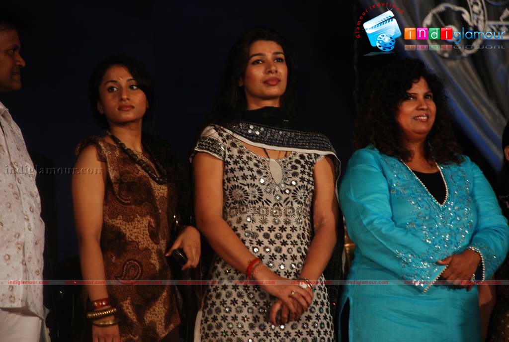 Aadesh Shrivastava Dandia Event hd photo